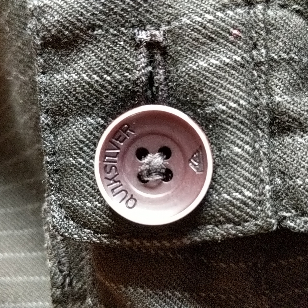 Men's Quicksilver Shorts - Picture 8 of 8